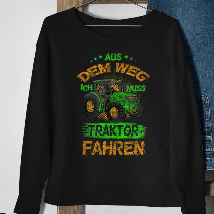Tractor Aus Dem Weg Ich Muss Traktor Fahren [A Sweatshirt Geschenke für alte Frauen
